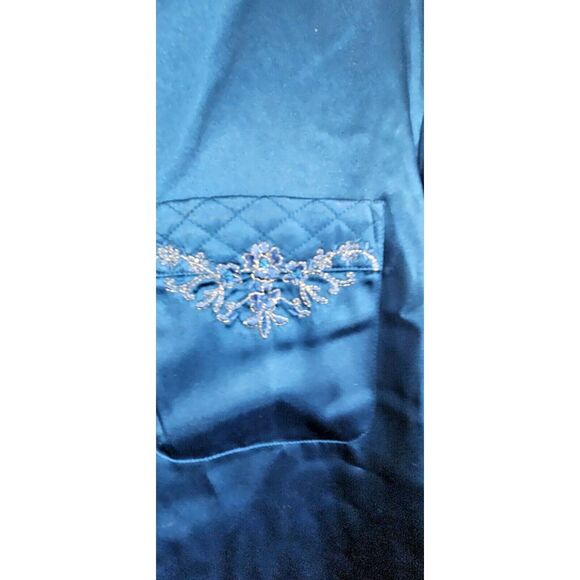 Morgan Taylor Intimates woman Sz M silky satiny blue embroidery 2pcs set of pjs - Picture 4 of 13